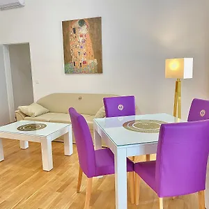 https://steiner-residences-nestroyplatz.vienna-besthotels.com